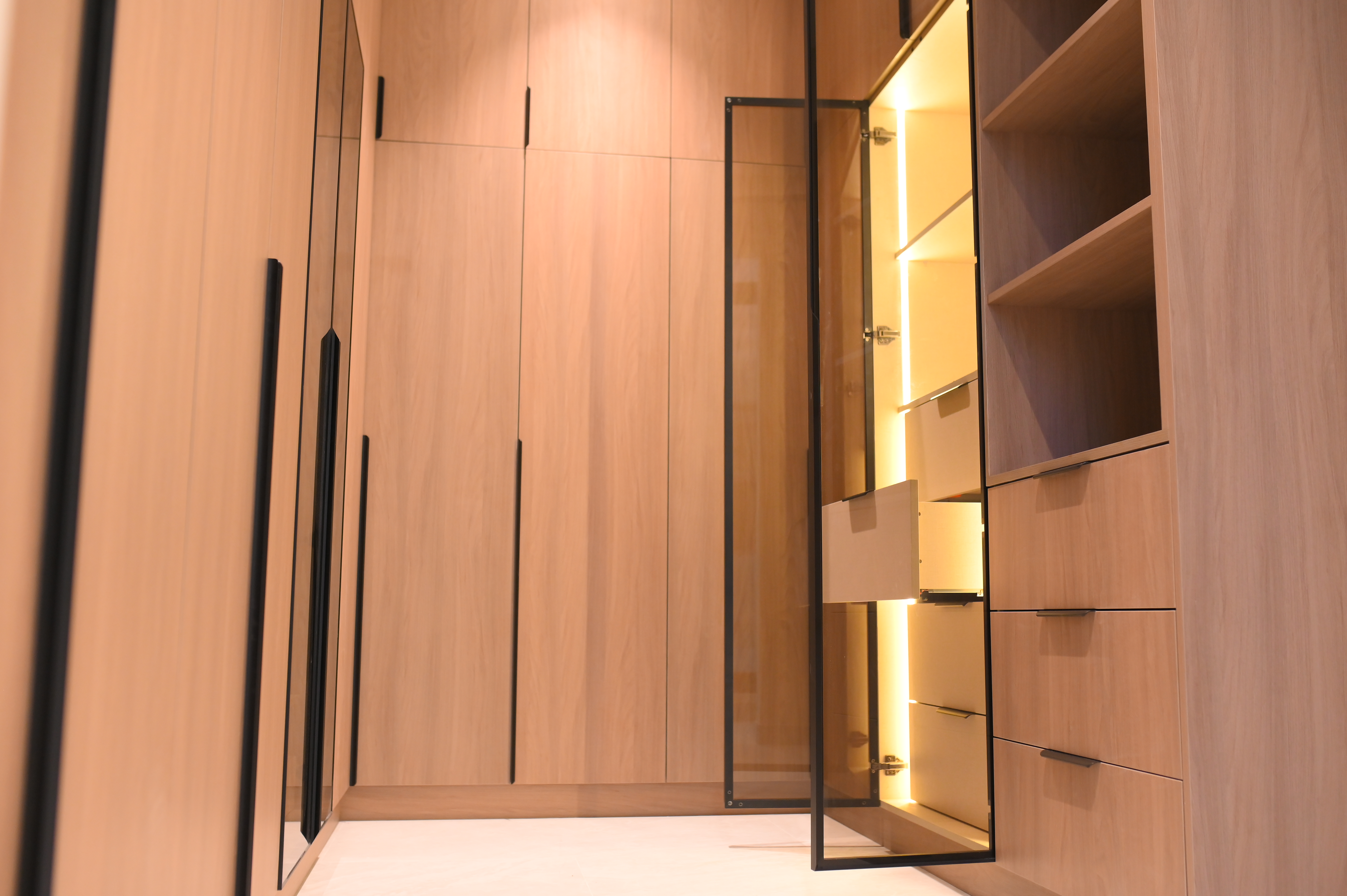 D A R Bespoke Joinery